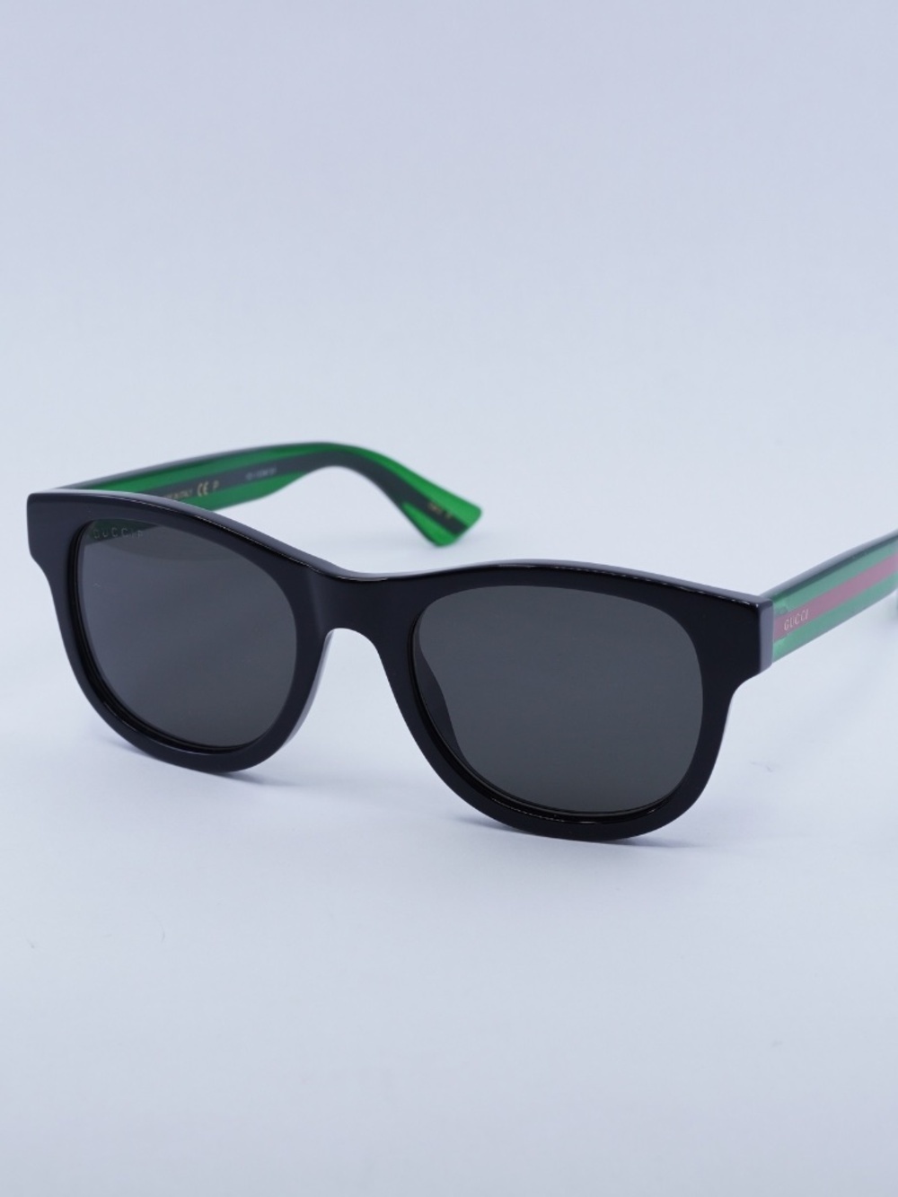 LIKE NEW Gucci Black Green & Red Stripe Polarized Sunglasses Designer Sunglasses
